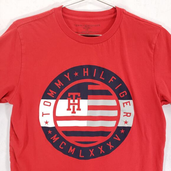 Tommy Hilfiger T Shirt Boys Extra Large Red Circle Emblem Graphic Crew Neck Tee - Picture 2 of 10